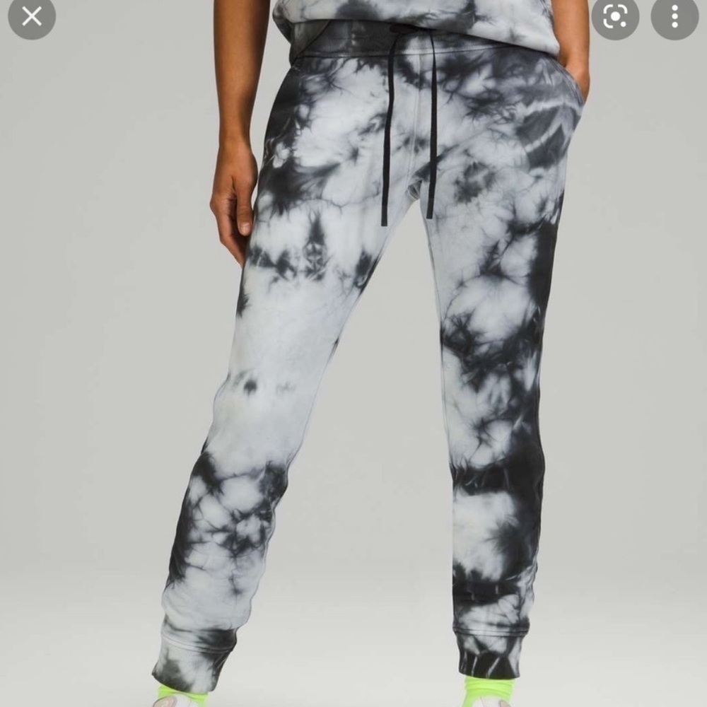 NWT Lululemon warm down jogger ECSO tie dye sweats pants